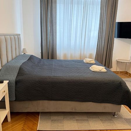 Apartment Sovre Beograd Bagian luar foto
